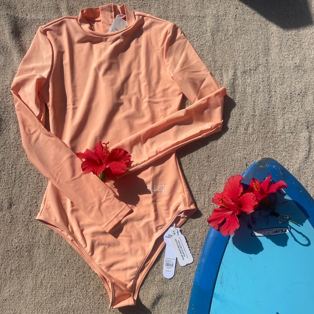 NWT SISSTREVOLUTION Swim Surf Suit